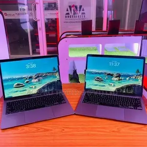 Apple MacBook Air M1 (2020) 8GB RAM 256GB SSD