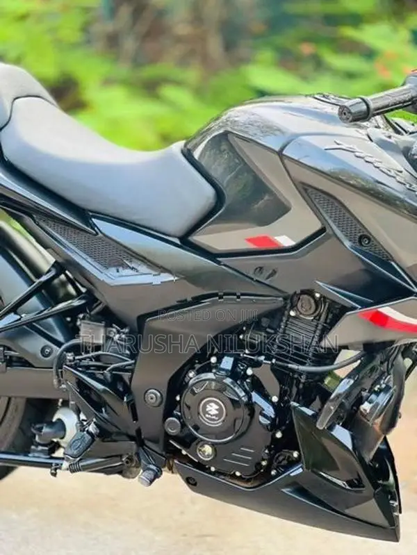 Bajaj Pulsar N160 2025