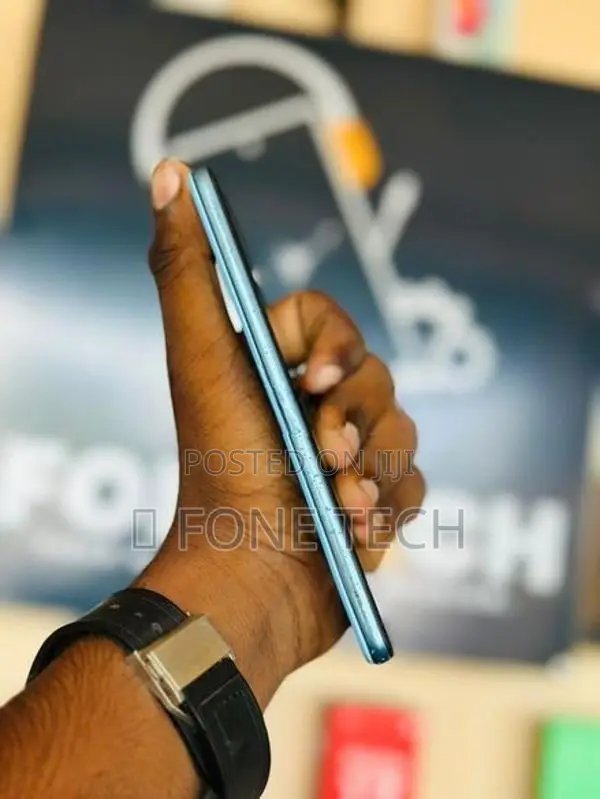 Samsung Galaxy A52 8GB 128GB (Used)