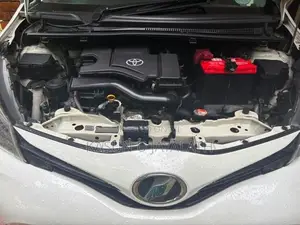 Toyota Vitz 2016