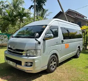 Toyota KDH 221 2008