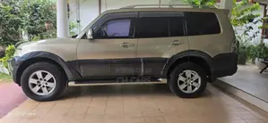 Mitsubishi Montero 76 2007