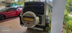 Mitsubishi Montero 76 2007