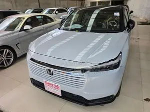 Honda Vezel Z Play Moon Roof 2026