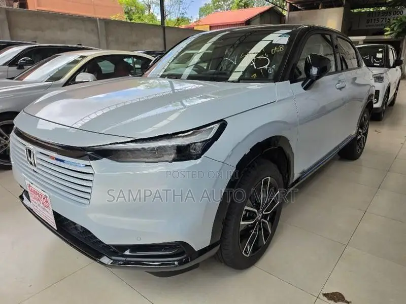 Honda Vezel Z Play Moon Roof 2026