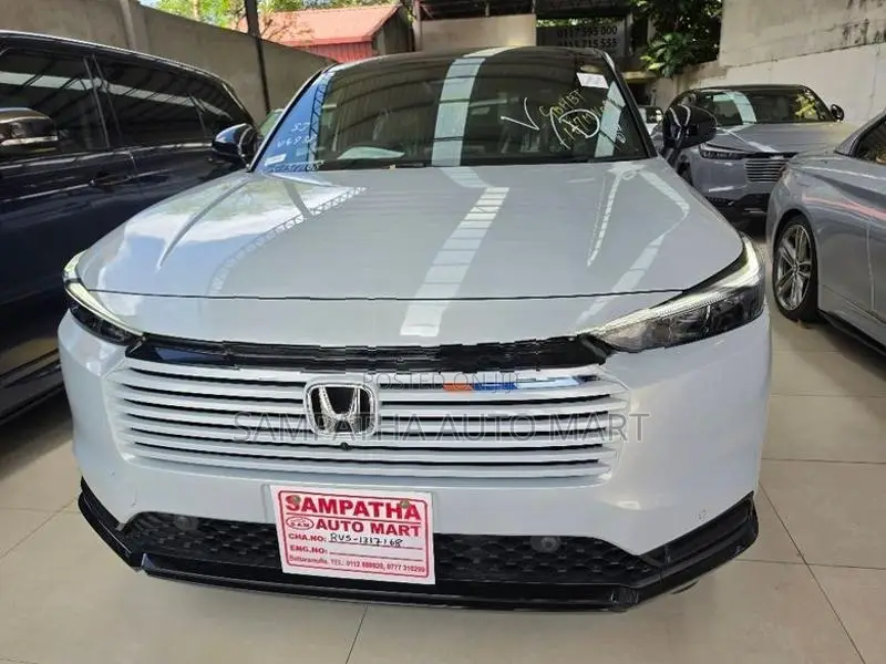 Honda Vezel Z Play Moon Roof 2026