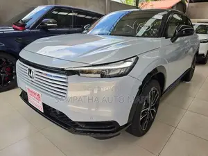 Honda Vezel Z Play Moon Roof 2026