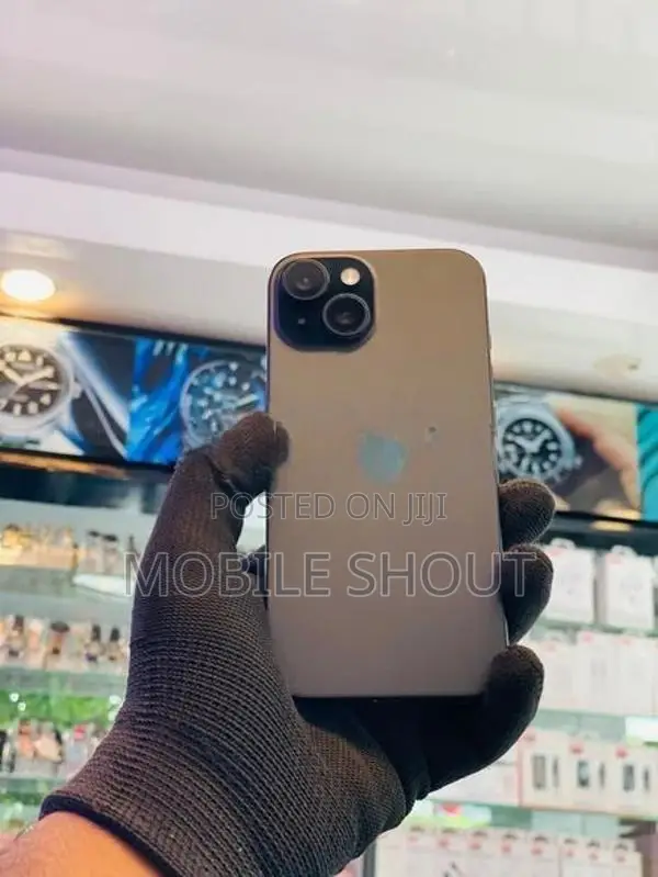 Apple iPhone 15 128GB (Used)