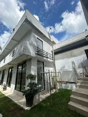 Spacious Two-Storey House for Sale – Kadawatha