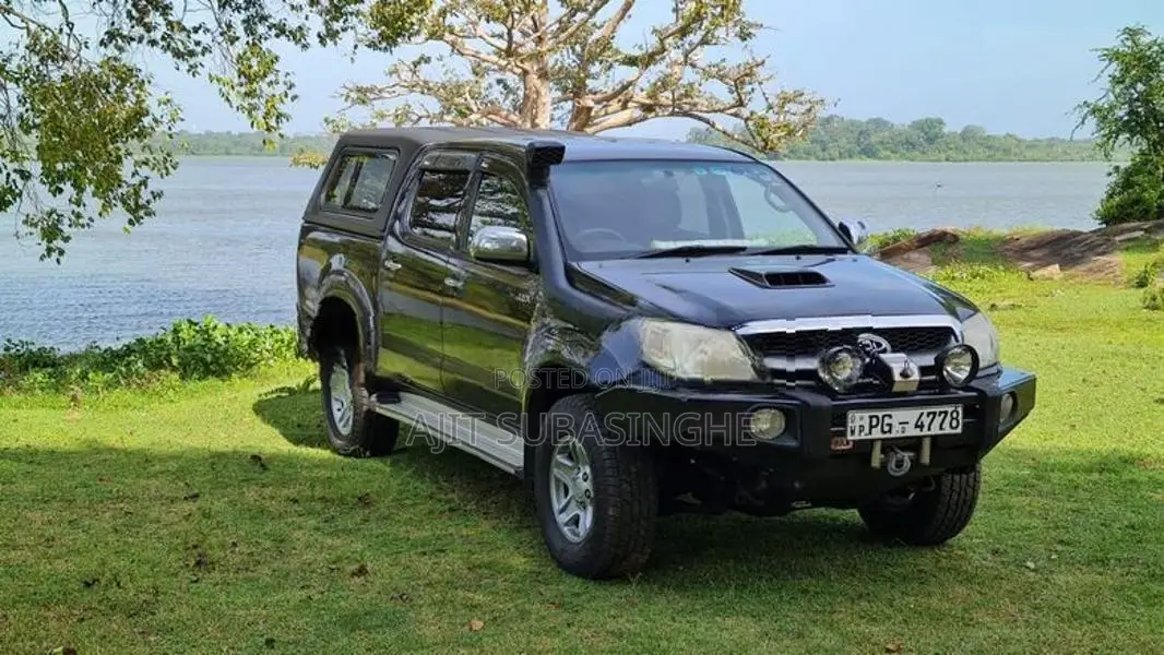 Toyota Hilux Vigo 2011