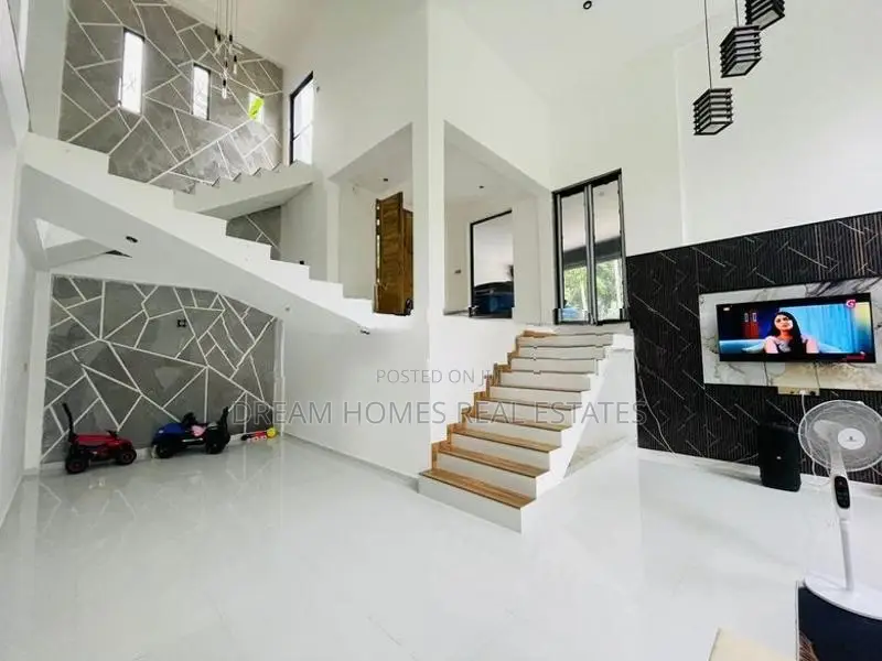 Spacious Two-Storey House for Sale – Kadawatha