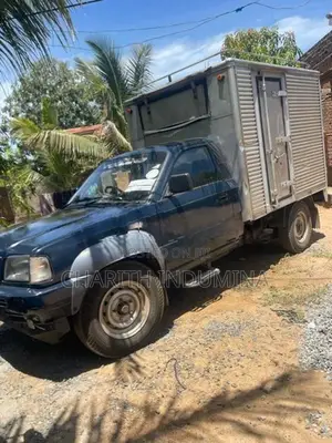 Tata 207 2012