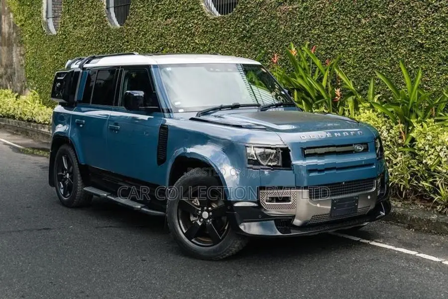 Land Rover Defender 110 P300 X Dynamic 2023