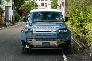 Land Rover Defender 110 P300 X Dynamic 2023