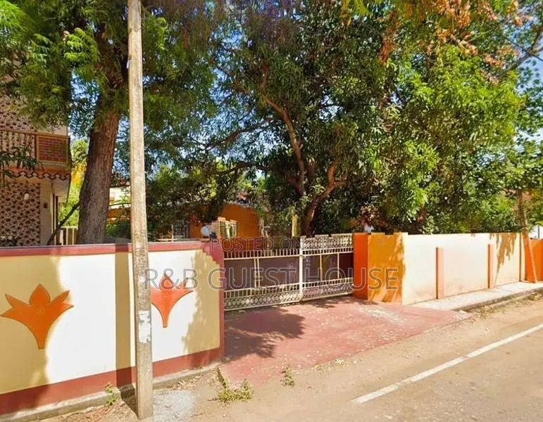 Jaffna Town Short Term Rental Bungalow