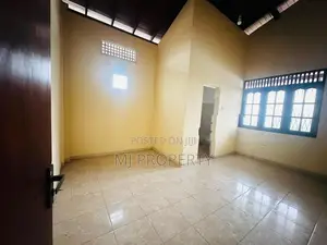 (YR-1055) Valuable Upper Floor House Rent in Pannipitiya