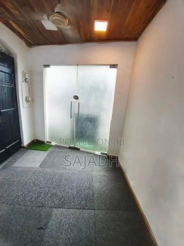 Shop/office Near Lotus Tower Junction for Rent - Darley Rd