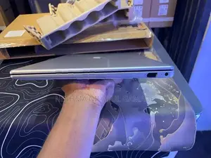 HP 15-fc0266au AMD Ryzen 5 12GB SSD 8GB DDR5