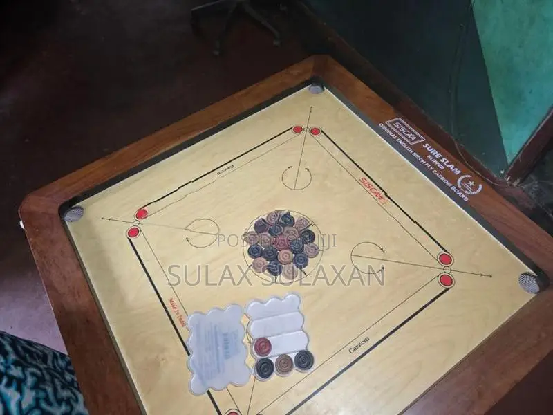 Siscaa 12MM Carrom Board Set