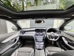 Mercedes Benz C200 2019