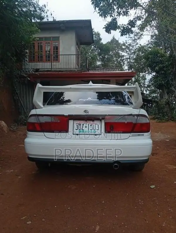 Mazda Familia 1998