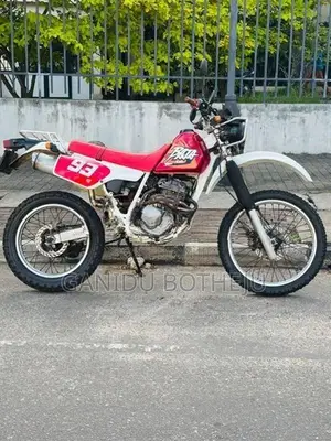 Honda XLR 2000