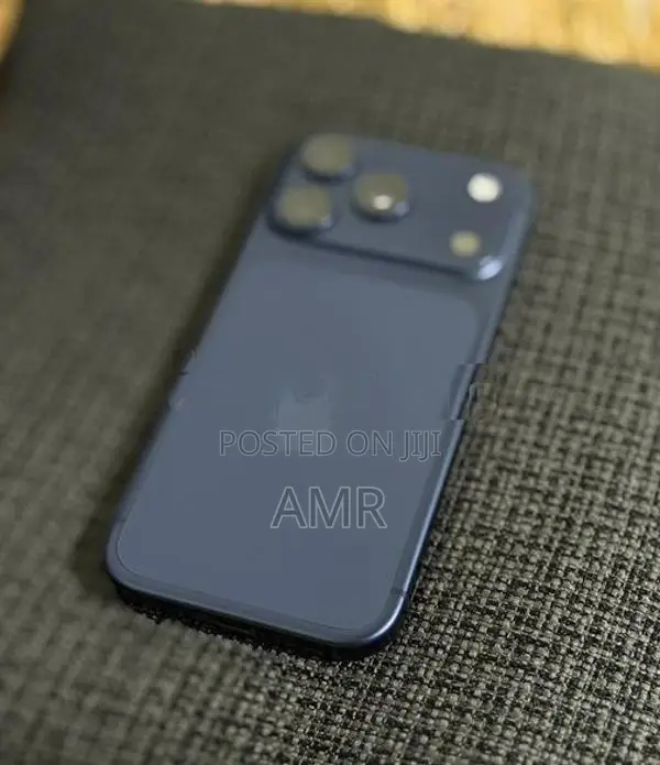 Apple iPhone 17 Pro 256GB (Used)