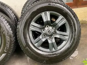 17 Inch Alloy Wheel Set with Tyres