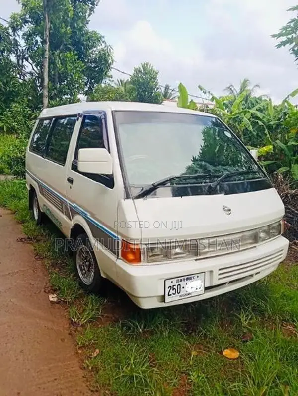 Nissan Largo 1993