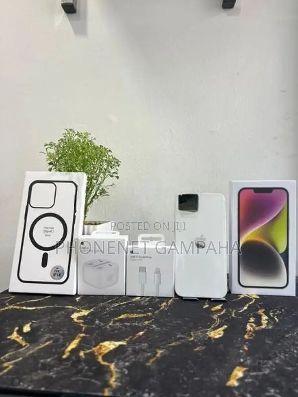 Apple iPhone 14 256GB (Used)