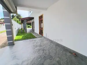 Modern Family House for Sale – Makandana, Piliyandala