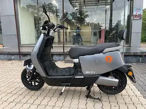Yadea E8S Pro 2024