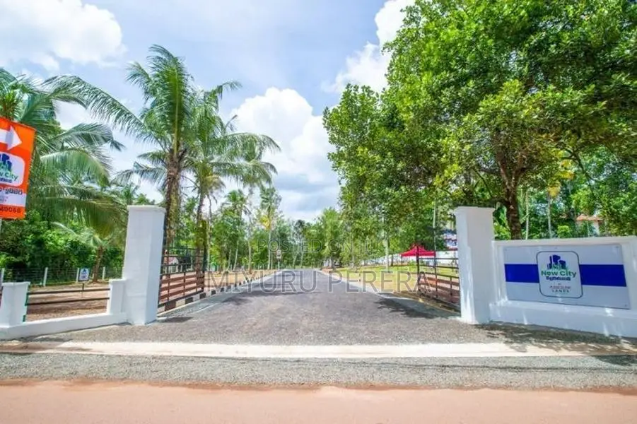 Land for Sale in Minuwangoda