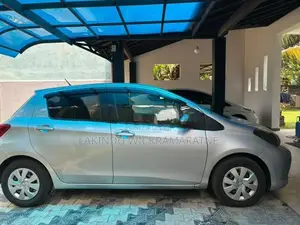 Toyota Vitz 2016