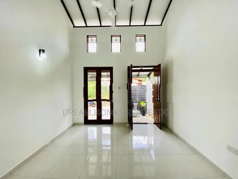 Modern Single Storey House for Sale – Athurugiriya
