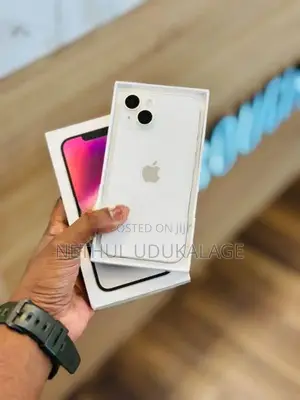 Apple iPhone 14 128GB (White) (Used)