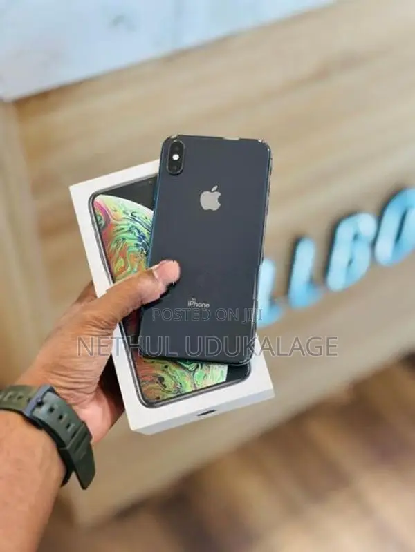 Apple iPhone XS Max 256GB (Used)