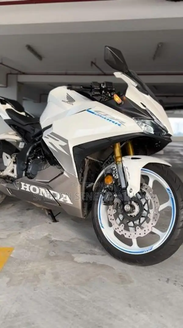Honda CBR 250RR 2024