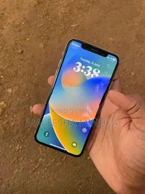 Apple iPhone XS (Used)