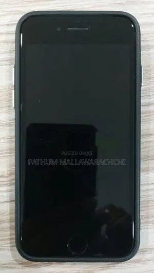 Apple iPhone 8 (Used)