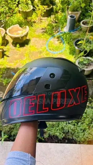 Delux Helmet
