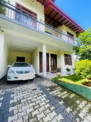 Valuable Two Story House for Sale Ampitiya