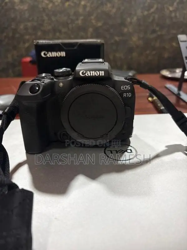 Canon EOS R10 Mirrorless Digital Camera