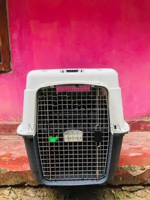 Portable Travel Cage