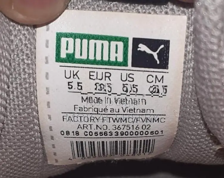 Puma Sneakers