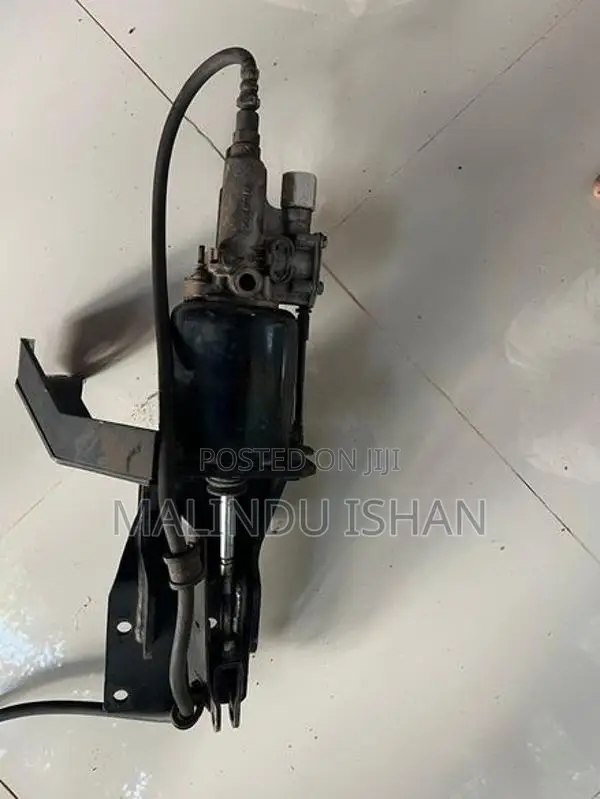 Clutch Booster Pump Tata 24 Valve Bus