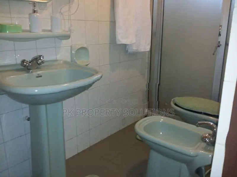 House for Rent in Colombo 5 ( FILE NO 762B/1 )