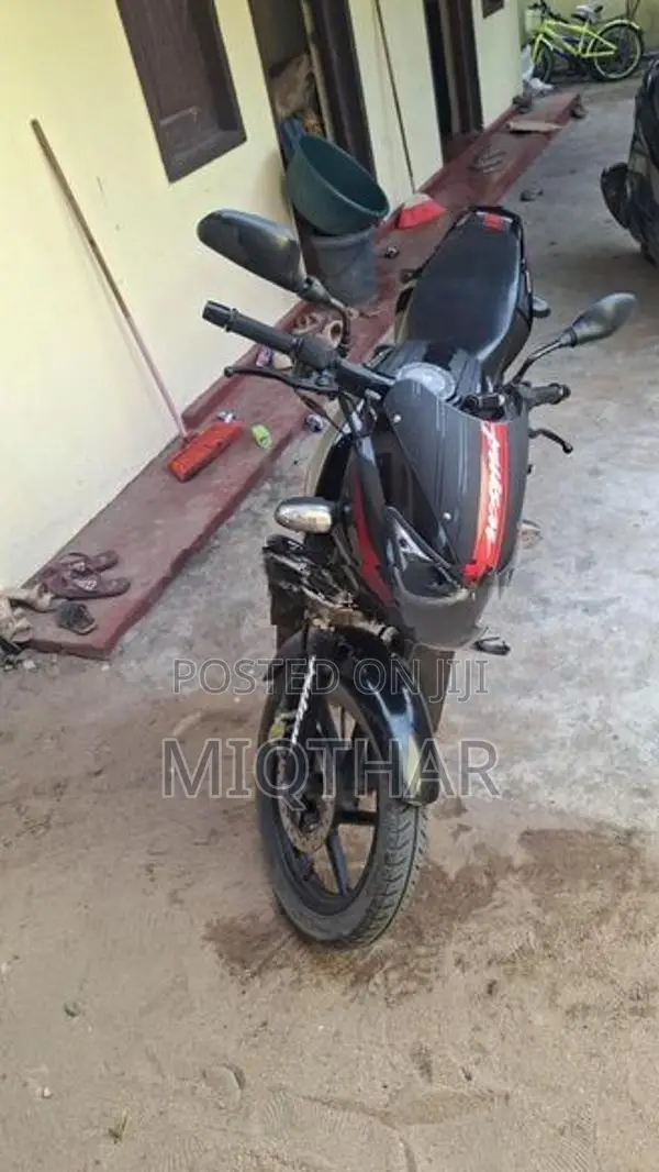 Bajaj Pulsar 150 2018
