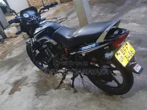 TVS Metro 2017
