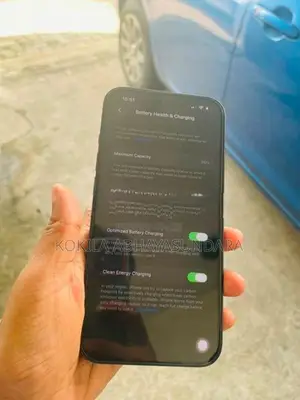 Apple iPhone 13 (Used)